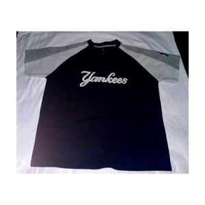 Mens 2x Yankees shirt